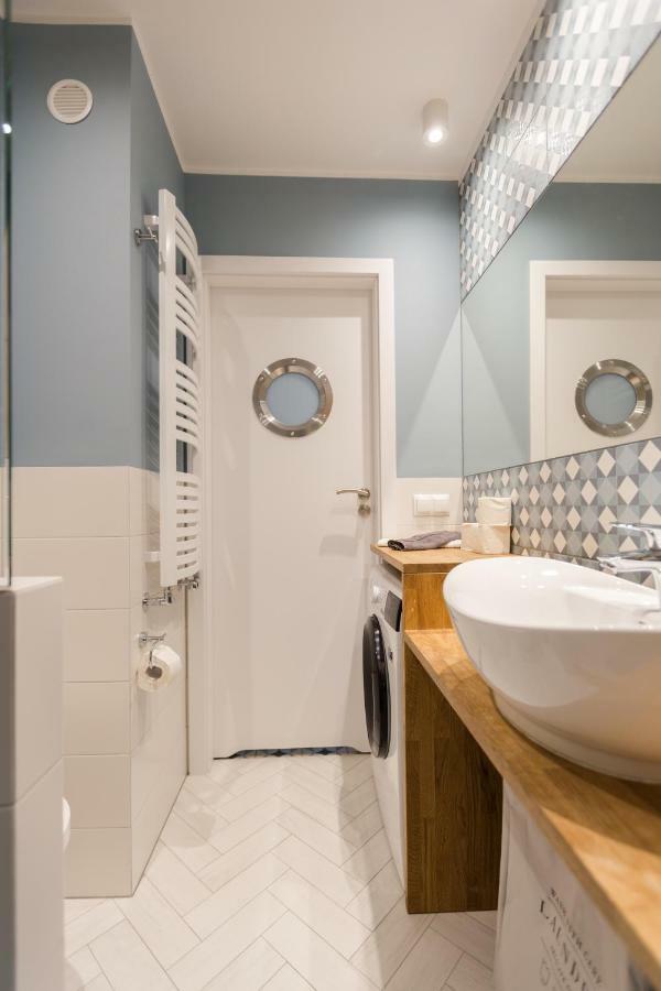 דירות גדינייה Apartament Downtown מראה חיצוני תמונה