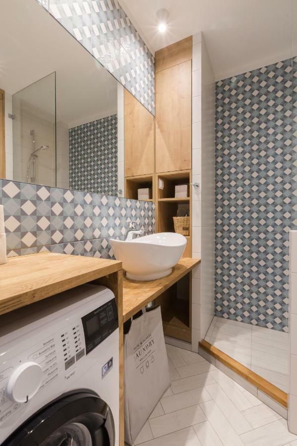 דירות גדינייה Apartament Downtown מראה חיצוני תמונה
