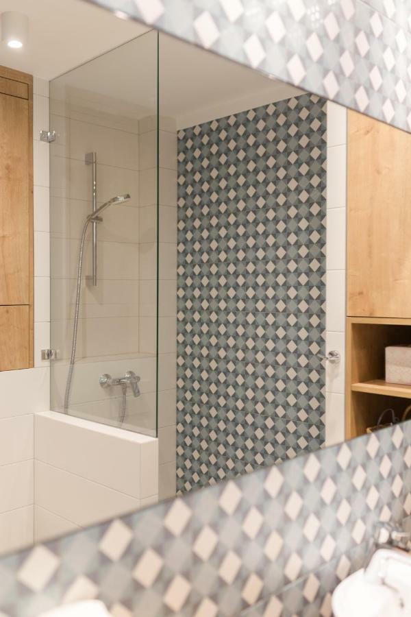 דירות גדינייה Apartament Downtown מראה חיצוני תמונה